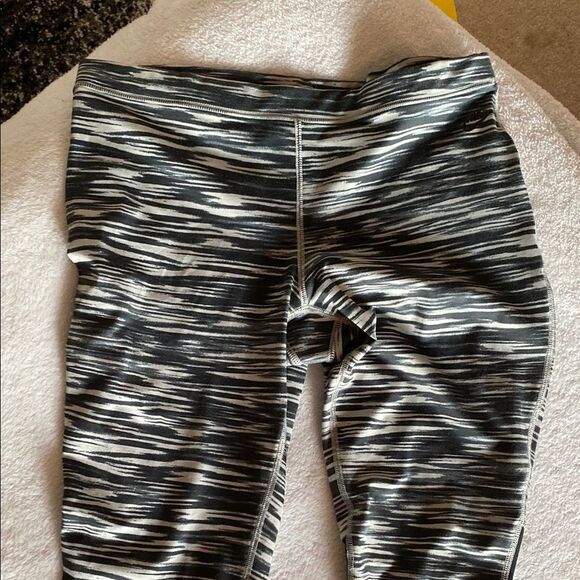 Nike Black and White Patterned Leggings Large - Picture 5 of 8